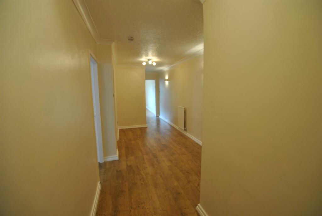 ENTRANCE HALLWAY
