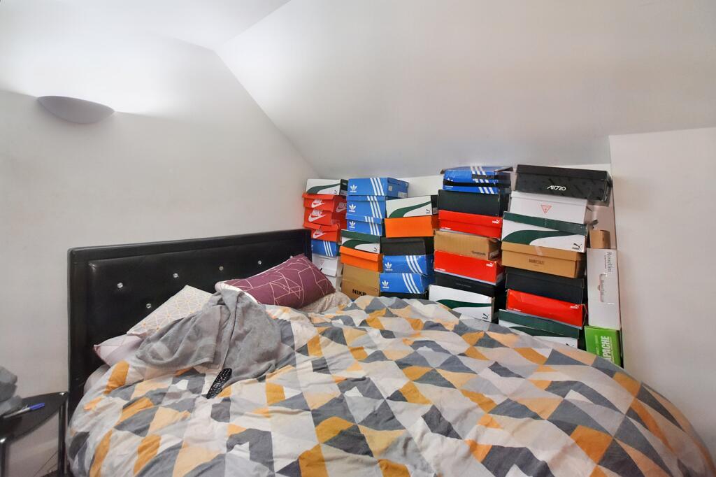 Flat 6, 22 Cator Road, Sydenham, London SE26 5DS