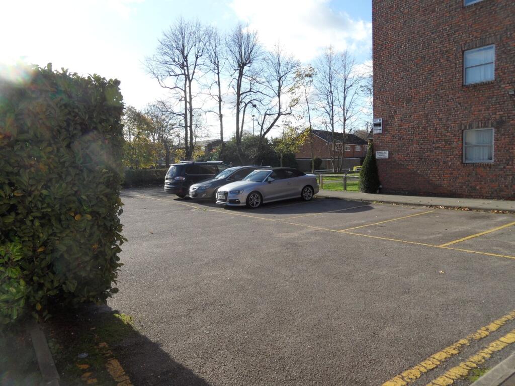 RESIDENTS PARKING