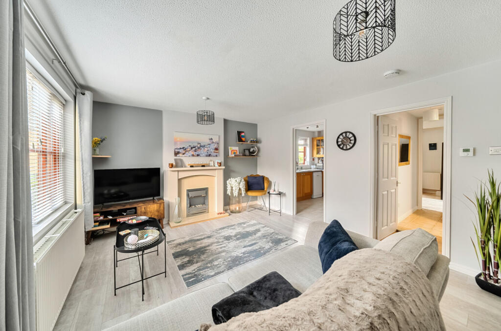 1347521-8-68c14db...