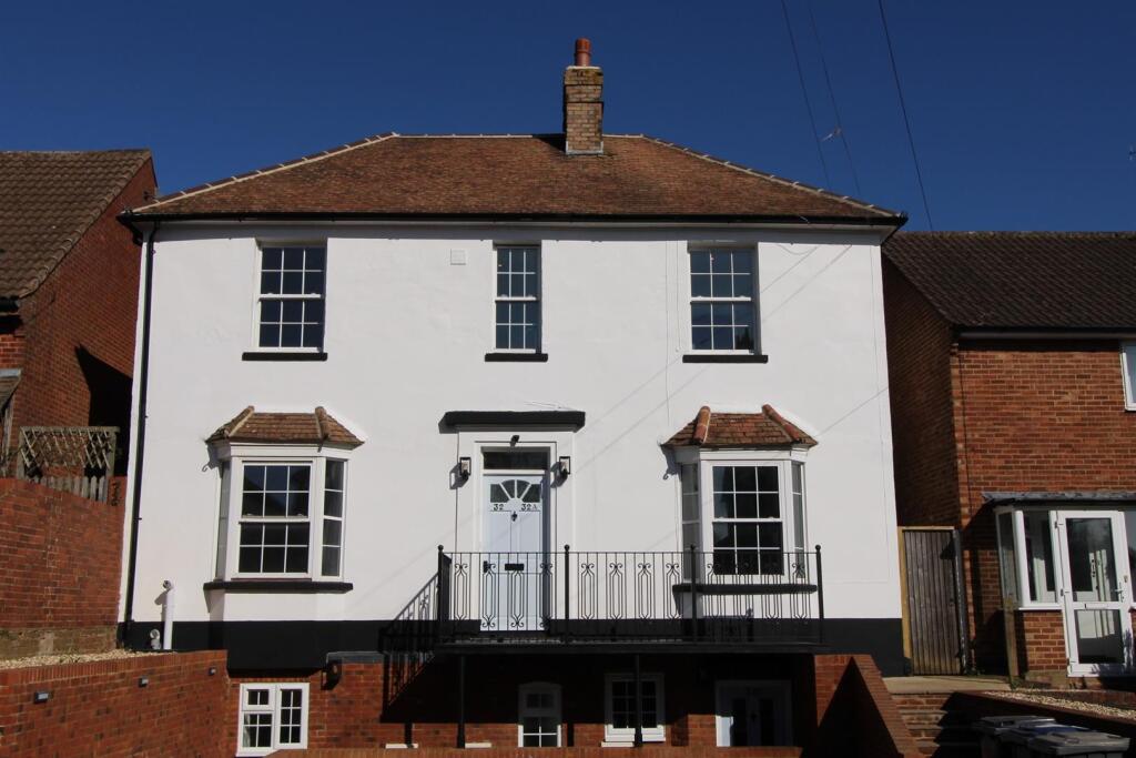 Front Shot Hare Lane.JPG