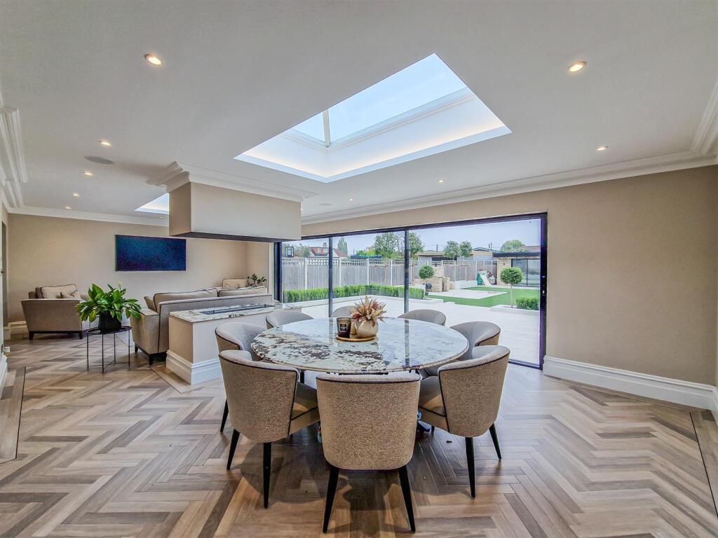 grand sitting room extension