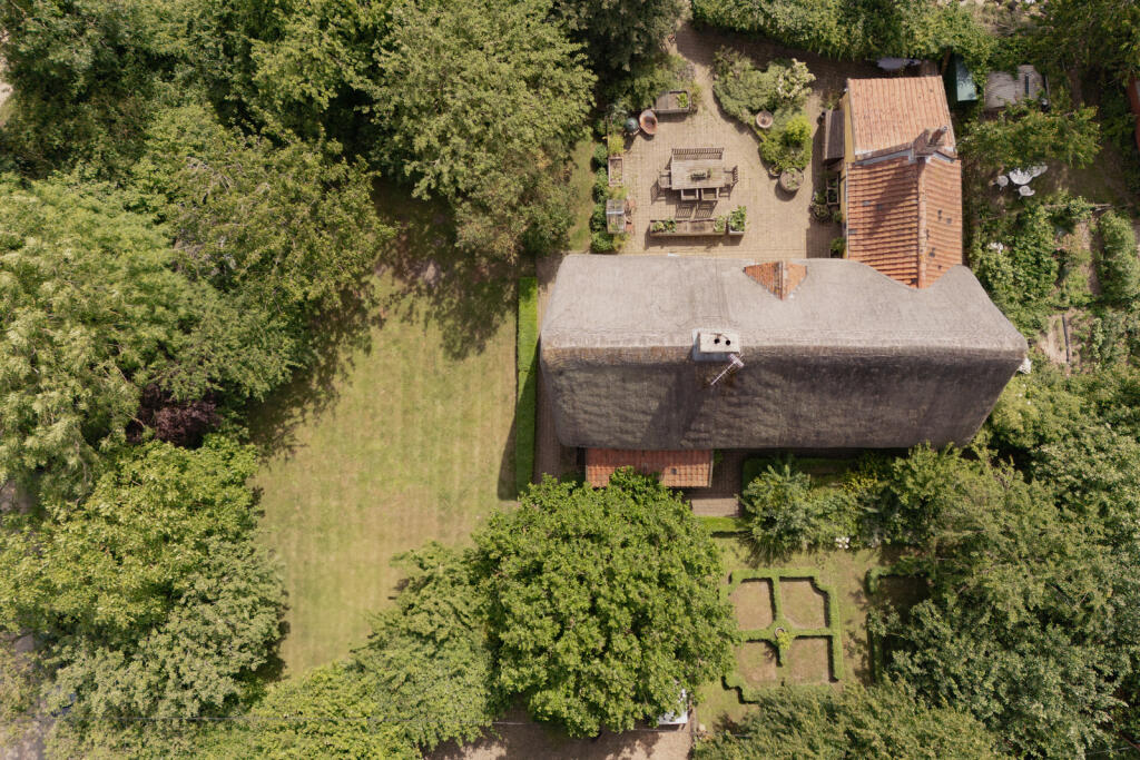 294340 - Tanyard Farmhouse, Great Ellingham-68.jpg