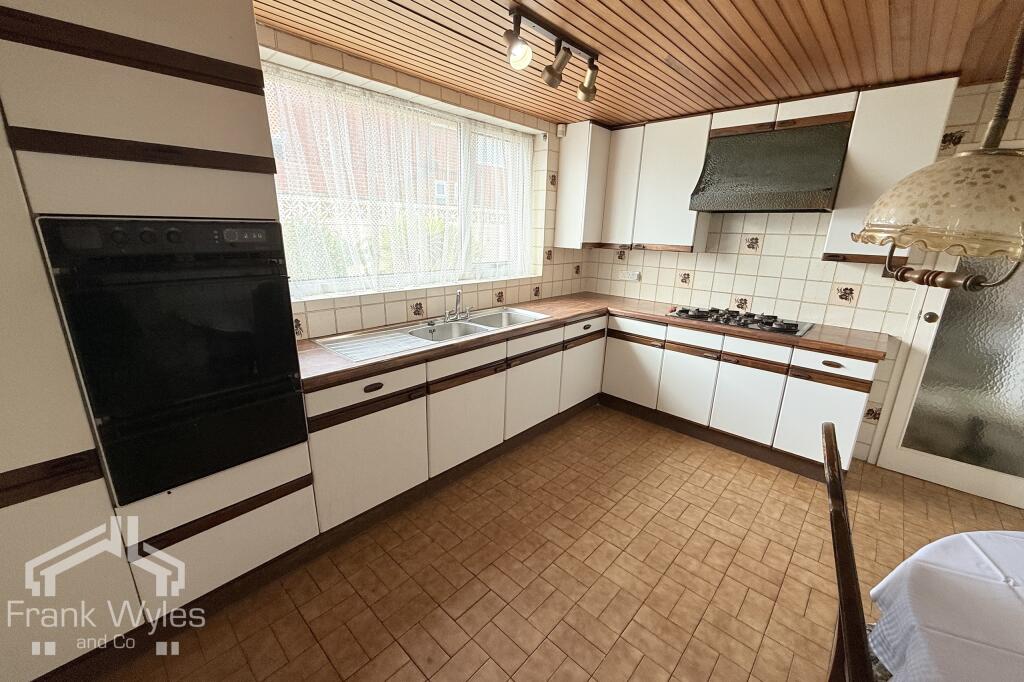 Photo 01-03-2025, 11 07 36