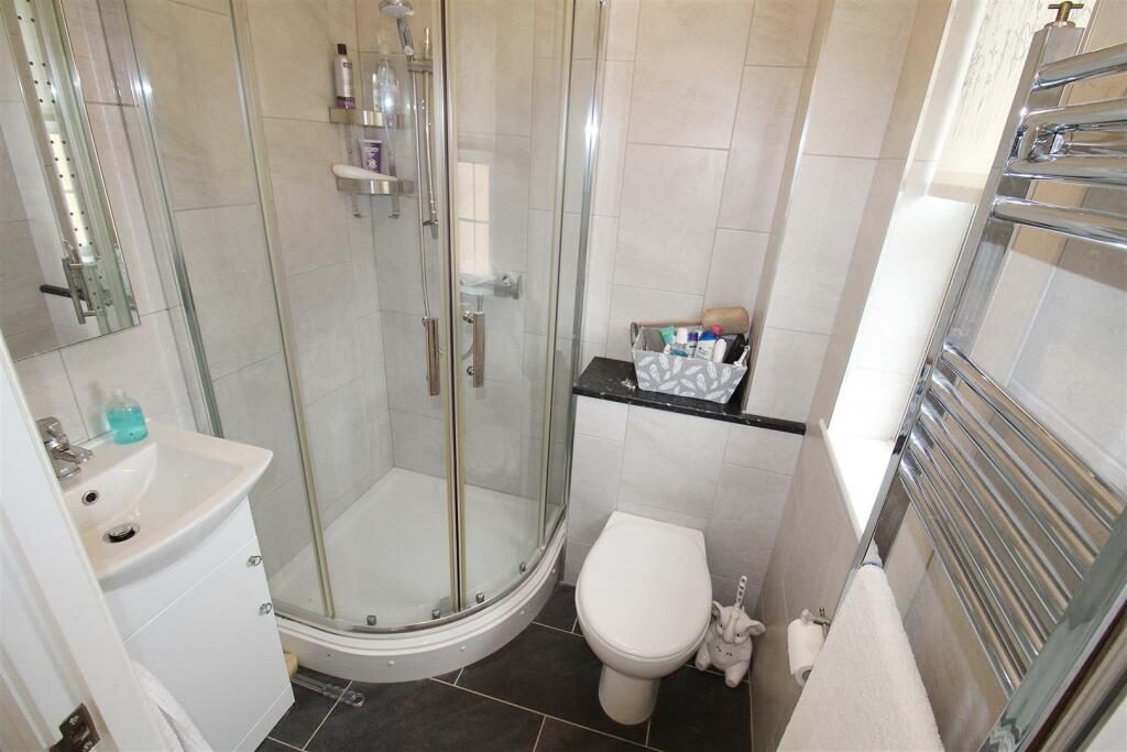 En-Suite Shower