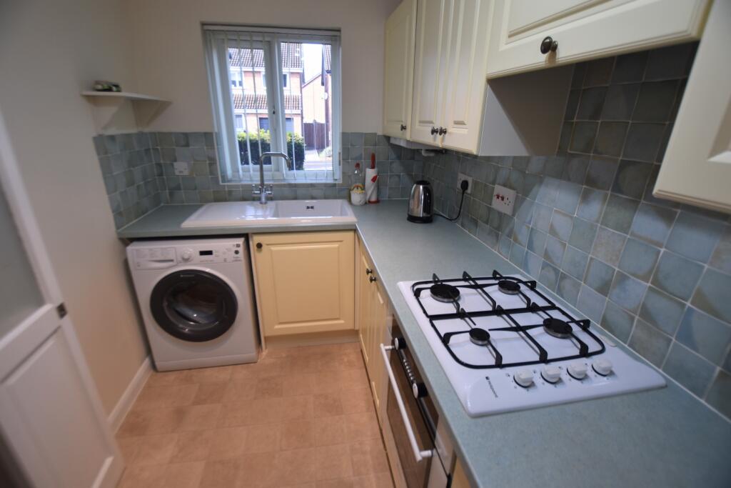 35 Friary Gardens kitchen