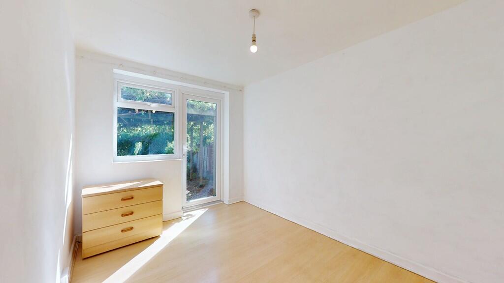 Bedroom 2 - Angle...