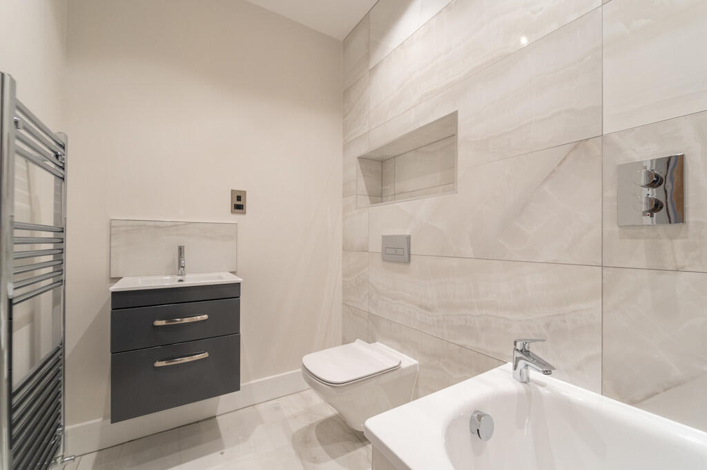 IMG_11760_49_larg...