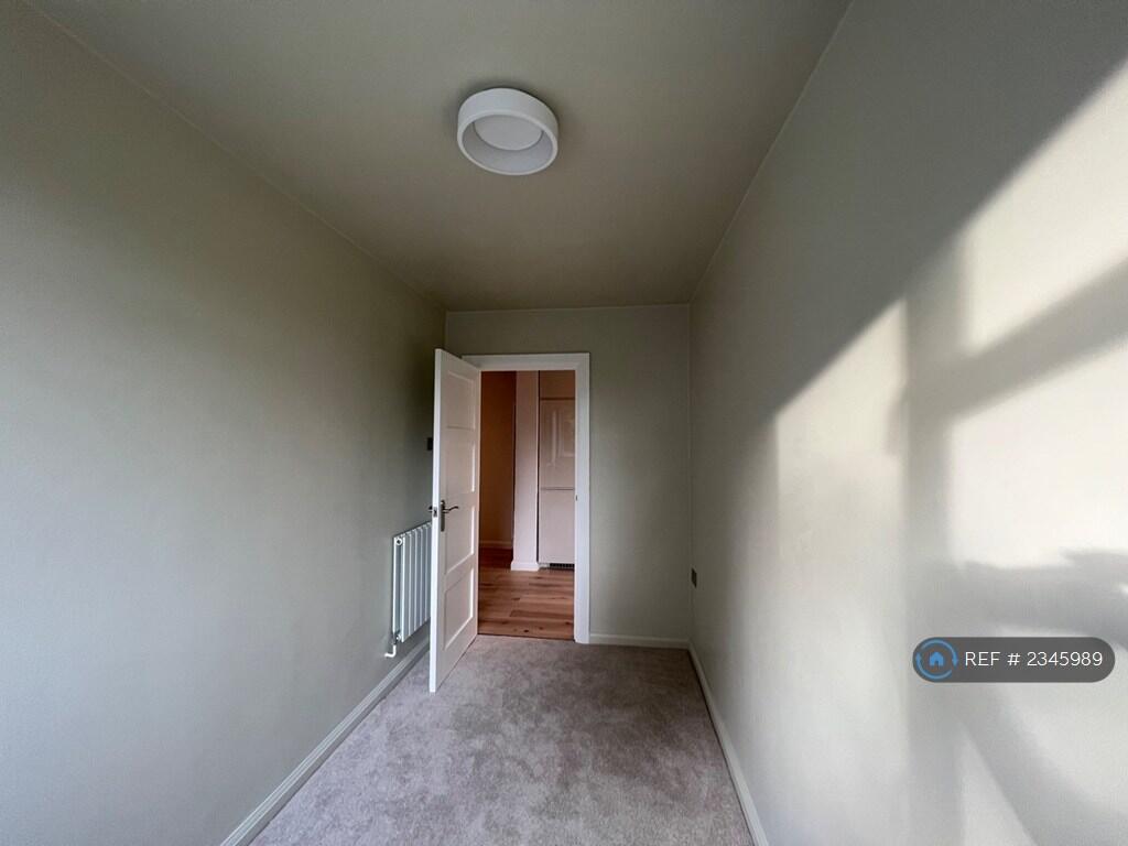Single Bedroom