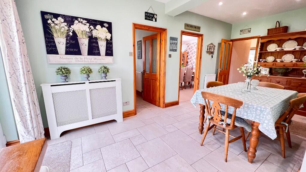 Fitted Kitchen