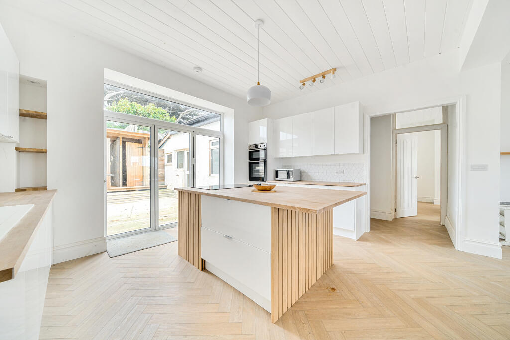 1301430-1-6841e5dfc6d43-ARW (8)