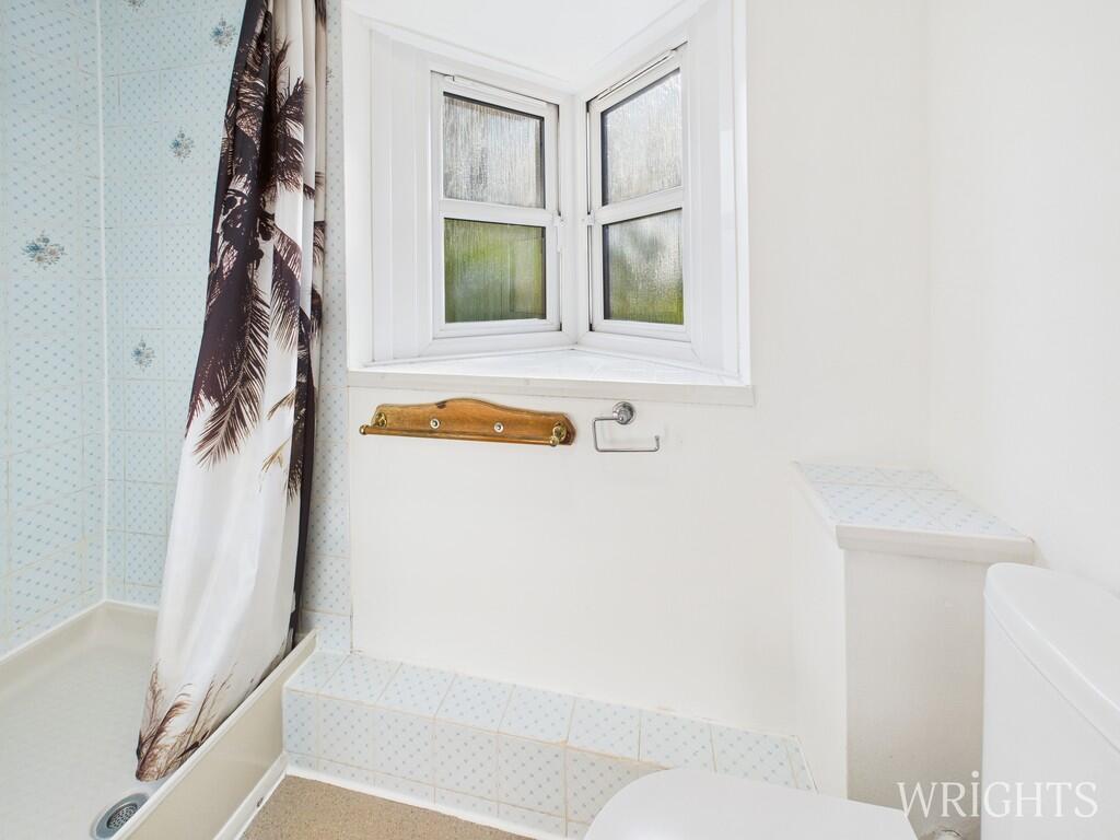 CAM02796G0-PR0505...