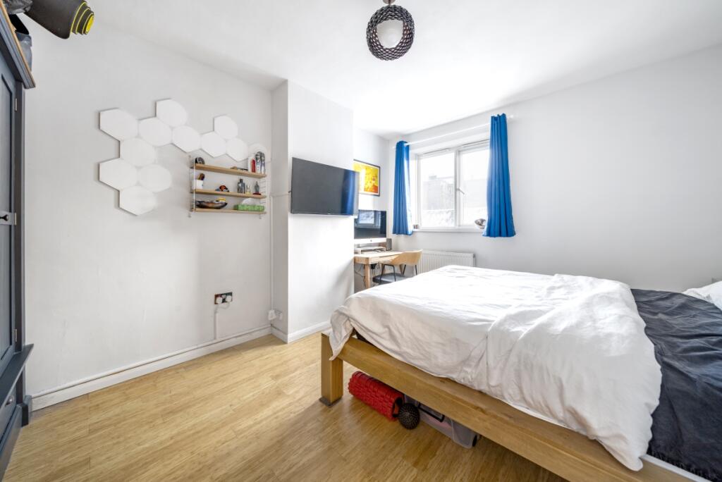 Bed1