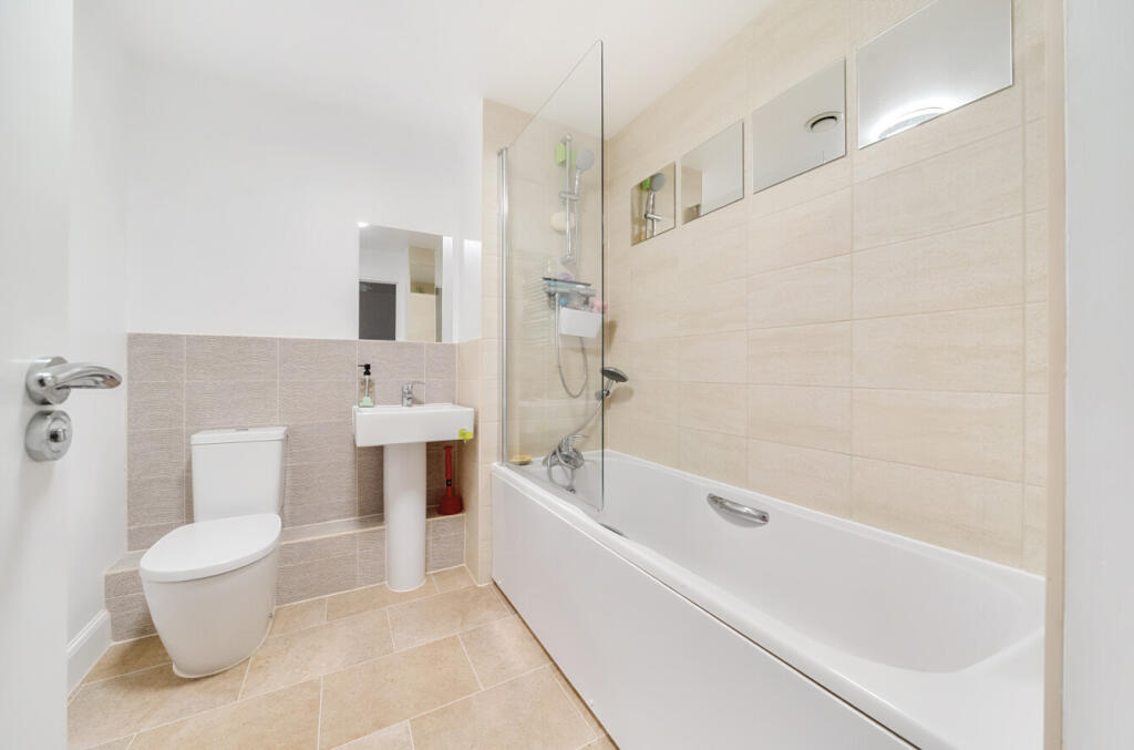 1334576-10-6890c1...