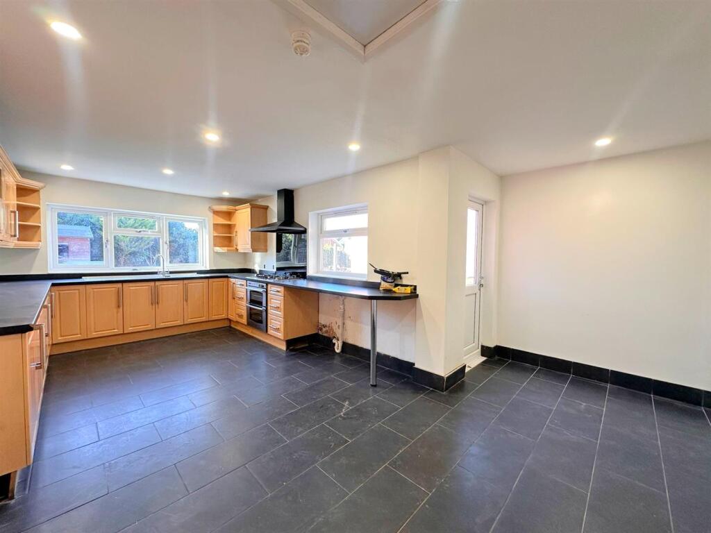 Kitchen / Diner