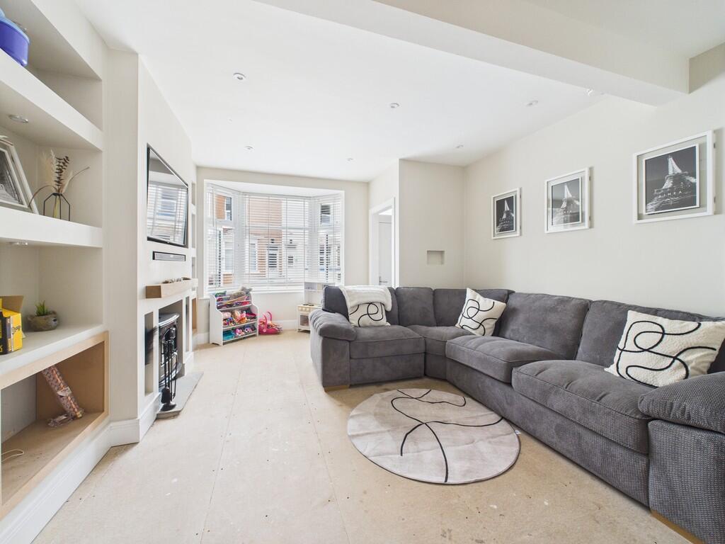 CAM02089G0-PR0513...