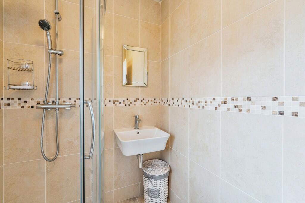 En-Suite Shower R...