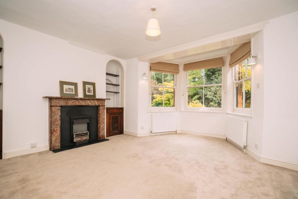 St. Nicholas, Bury St. Edmunds [Fireplace] LOW RES