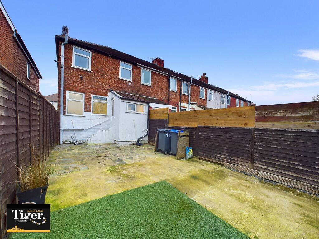 CAM02176G0-PR0399...