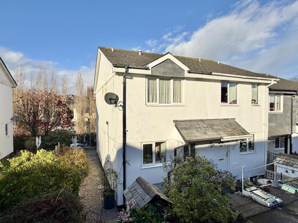 The Carrions, Totnes