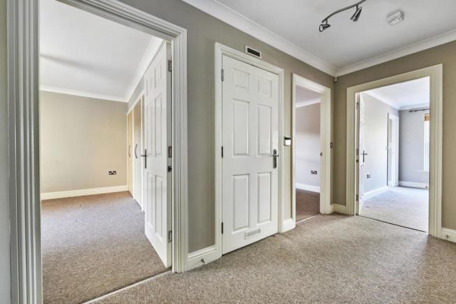 Hallway.jpeg
