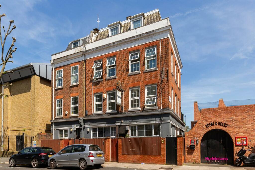 130A Chalton Street-15.jpg