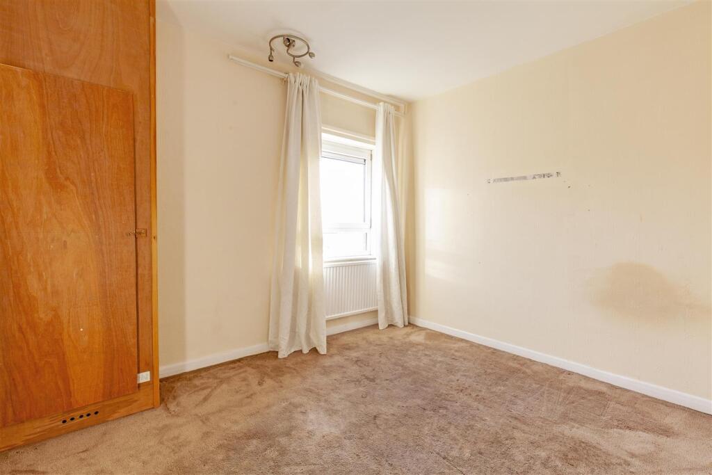 Bedroom 2-1.jpg