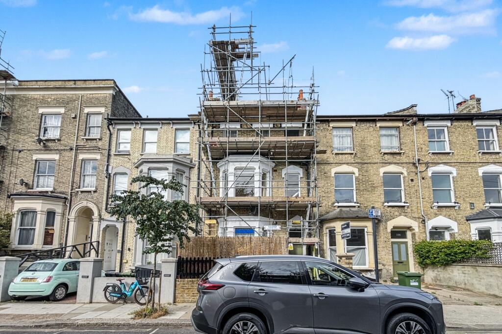 104B St Stephens Avenue, London W12 8JD