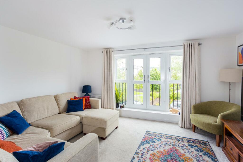 71036_21 Flora Close (11)_low.jpg