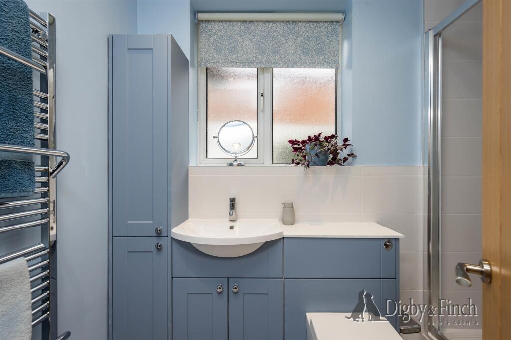 Ground Floor Bathroom