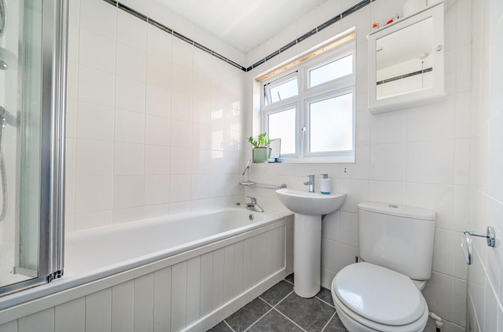 20-681f4aaf9edda-...