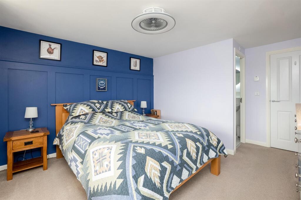 5 Sycamore Drive-15.jpg