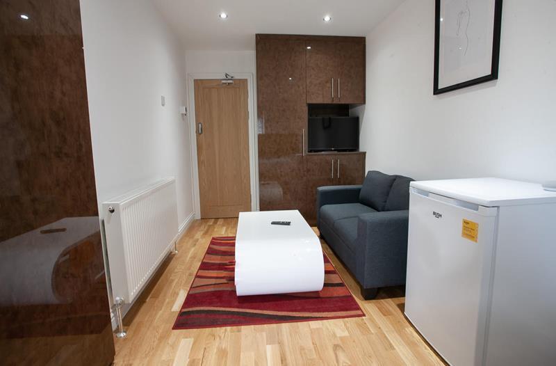 Room-5.jpg