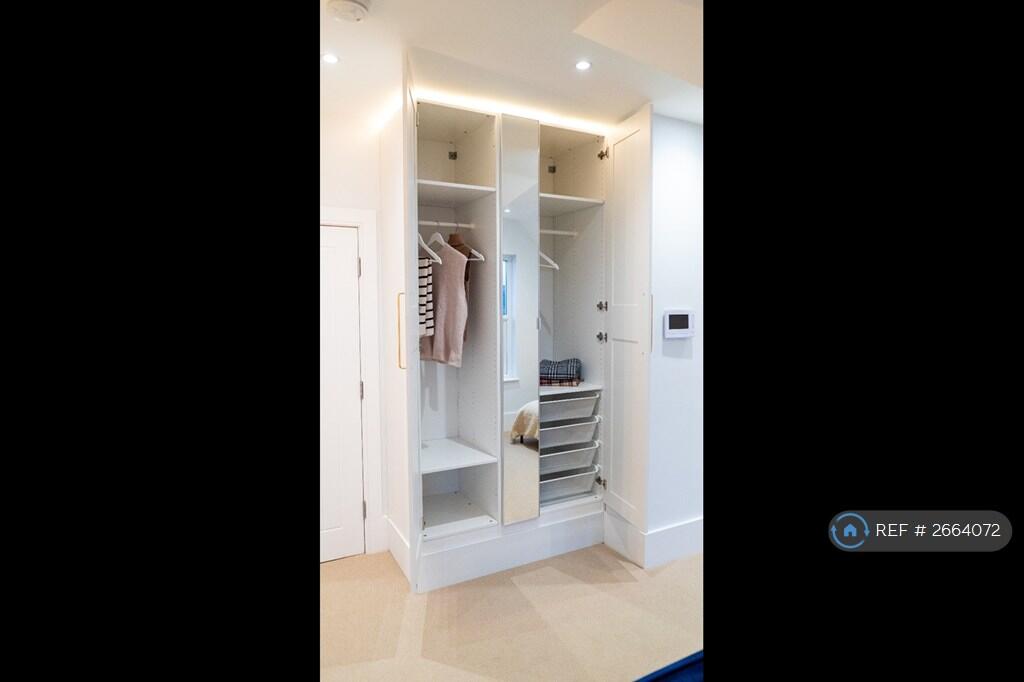 Room 4