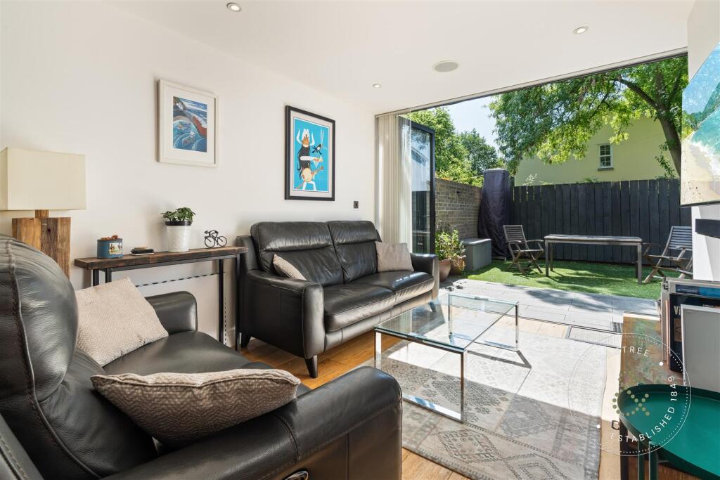 Conway Mews, Hern Crabtree (7).jpg