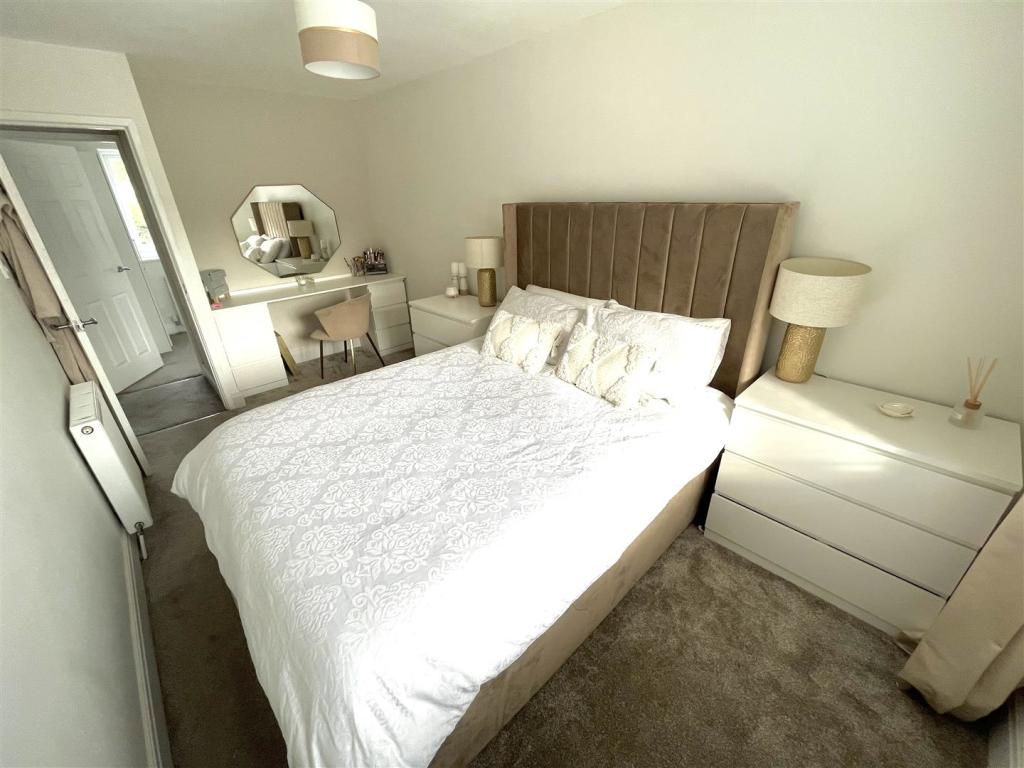 Bedroom 1 Aspect 2