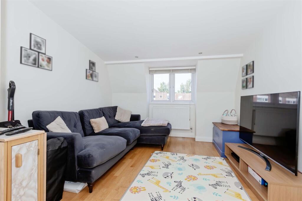 Goring Rd_5.jpg