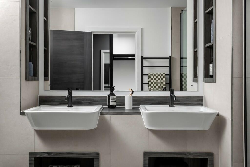 vb2377389_23_-_C_...