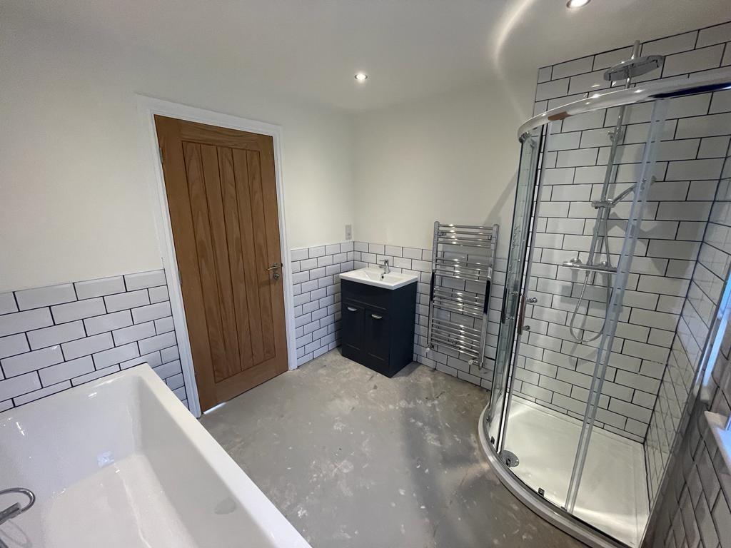 HOUSE BATHROOM