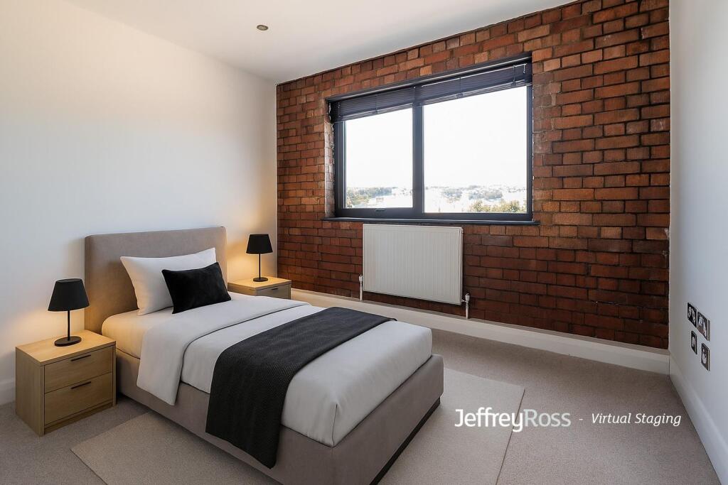 Cigar factory bedroom two_.jpg