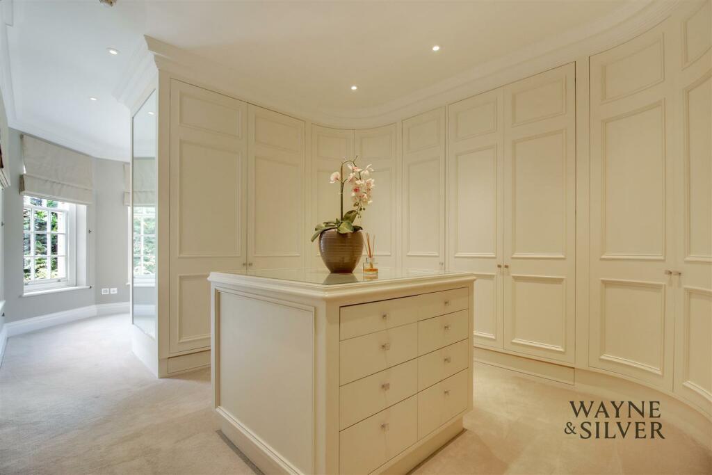 DRESSING2-1.jpg