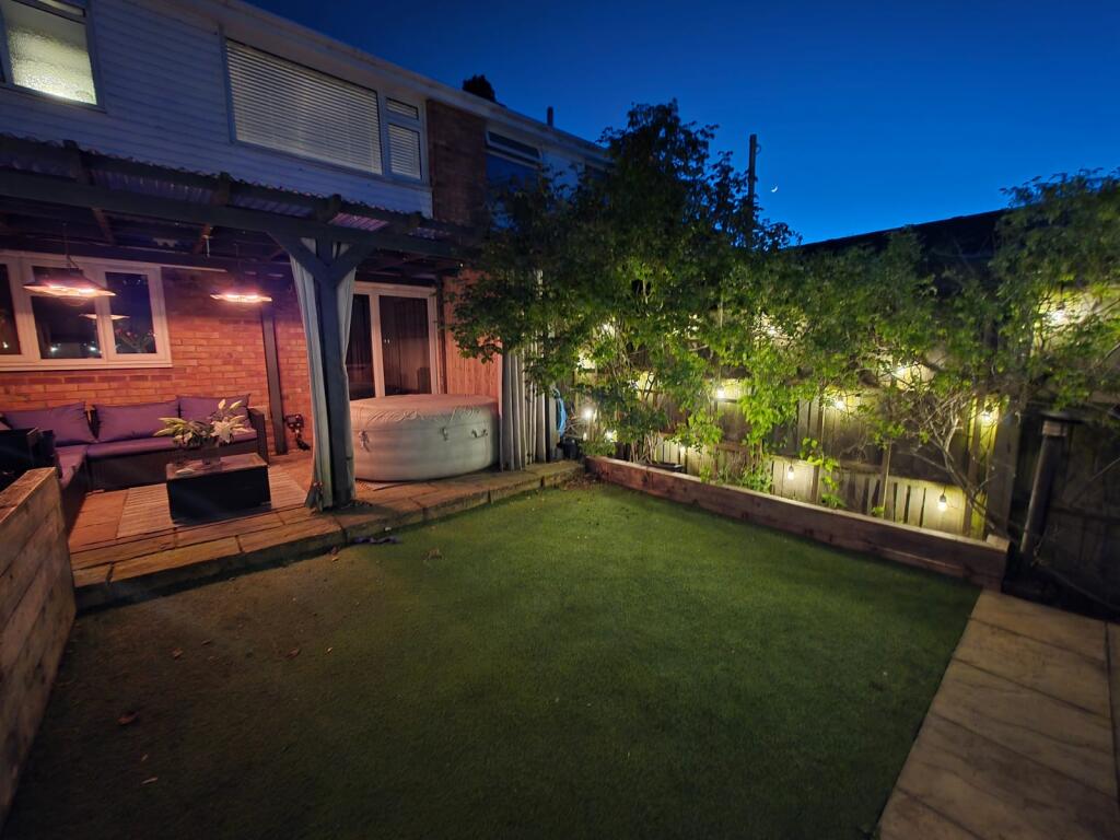 A152a9b9-5b15-47c0-8c07-597bc53a6935