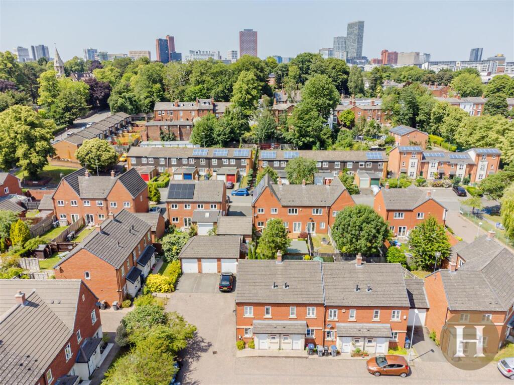 Hadleigh Estate Agents-27.jpg