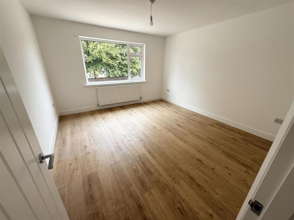 BEDROOM THREE/ DINING ROOM