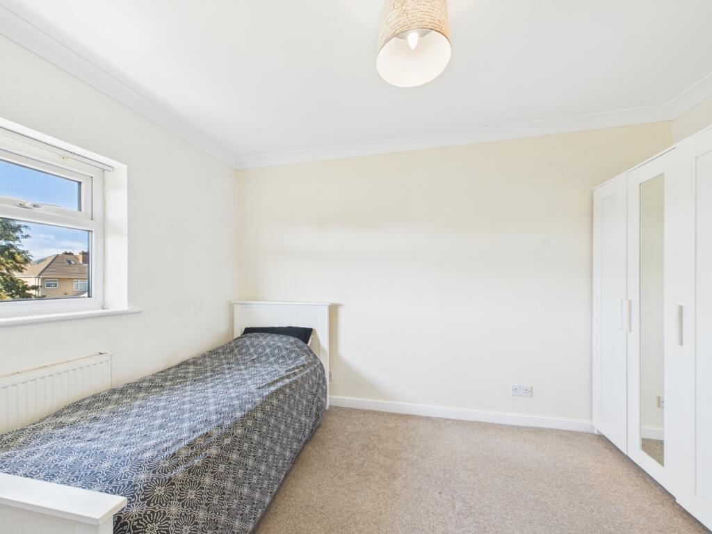 CAM02386G0-PR0123-STILL011