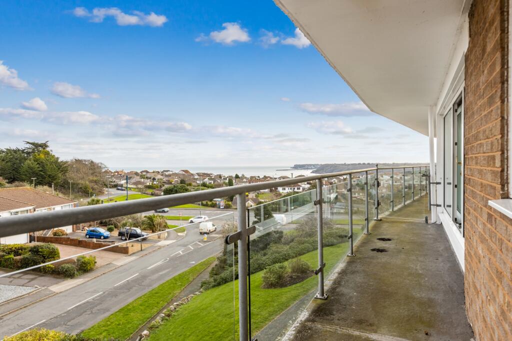 A08 - 1A Silverbridge Close Paignton - 250113