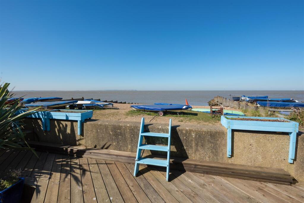 Sea Wall, Whitstable