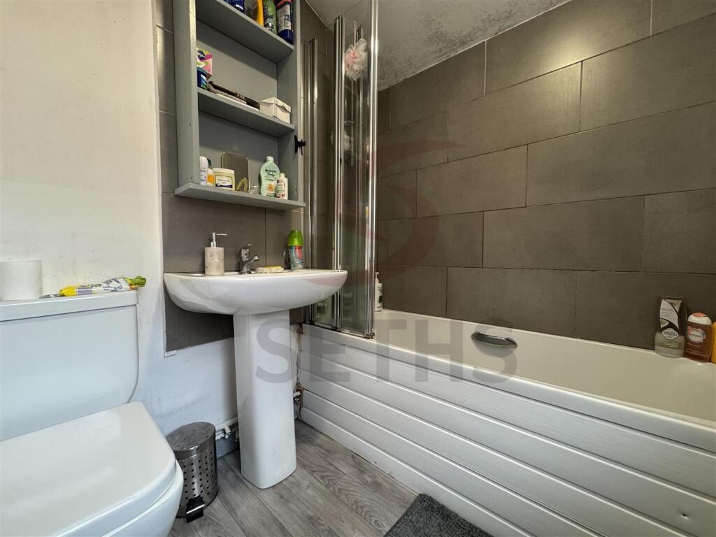 W.C/Shower