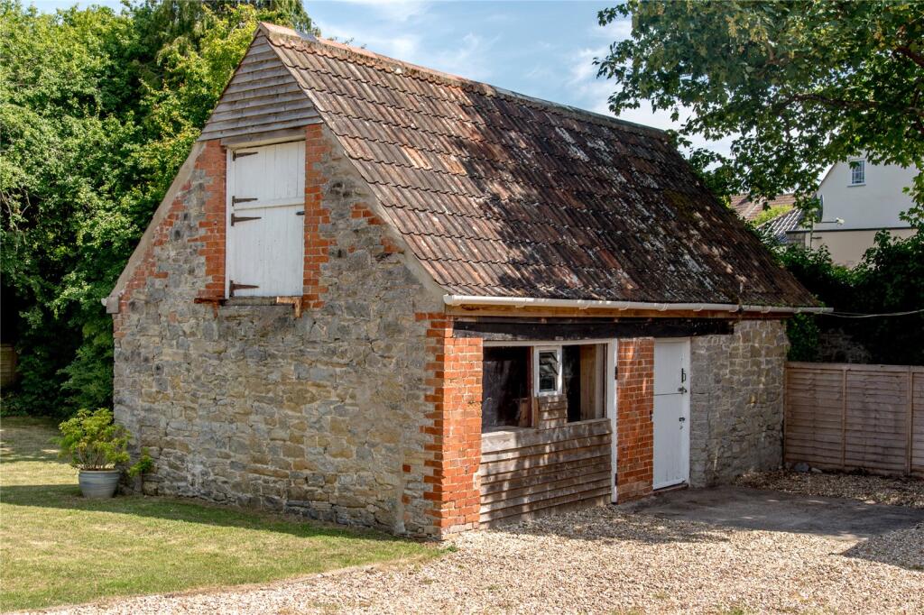 Outbuilding