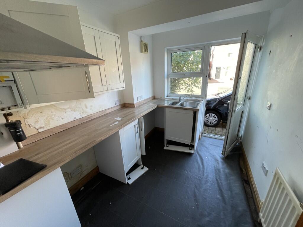 4  Medium  T202511031207.jpg